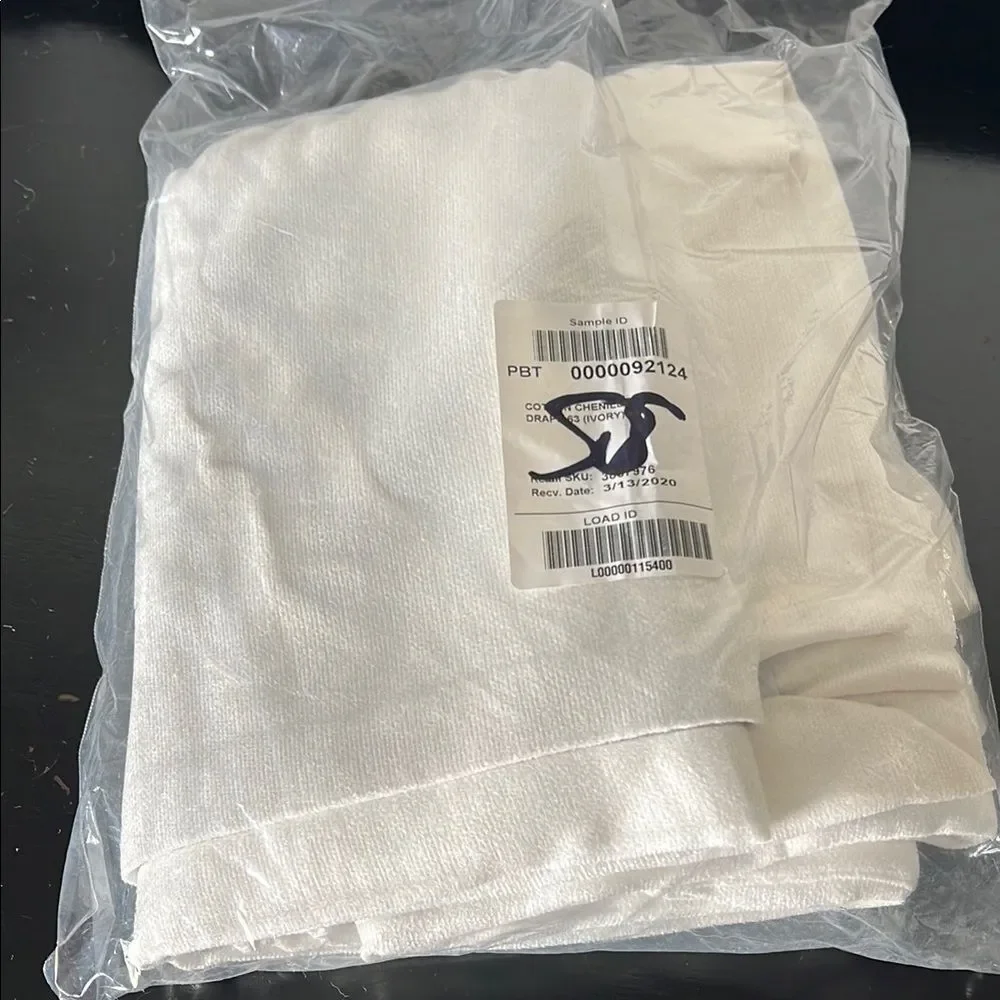 Pottery Barn Teen Cotton Chenille Drape